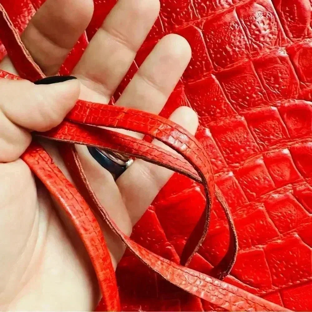 Paola Del Lungo Made In Italy Croc Embossed Red Leather Crossbody